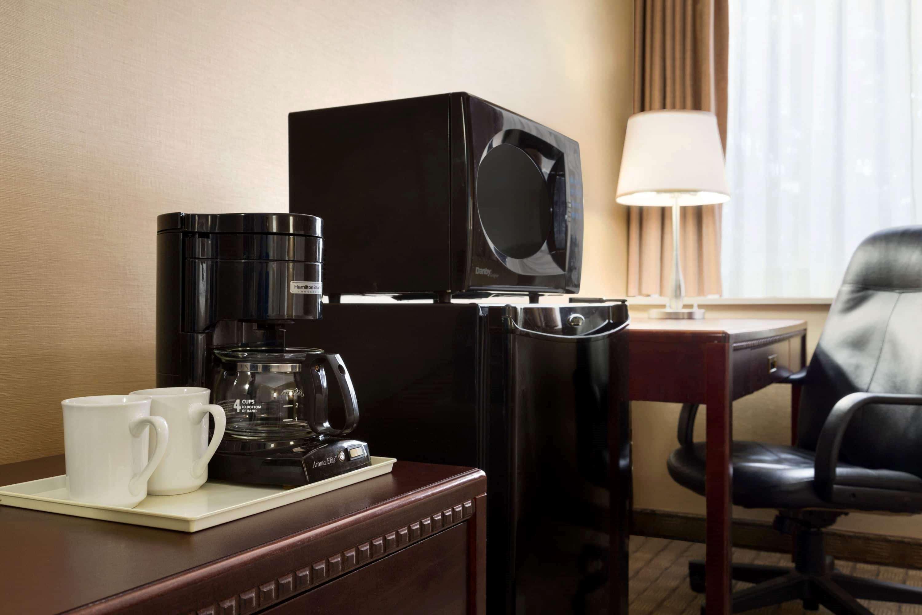 Travelodge By Wyndham Toronto East Esterno foto