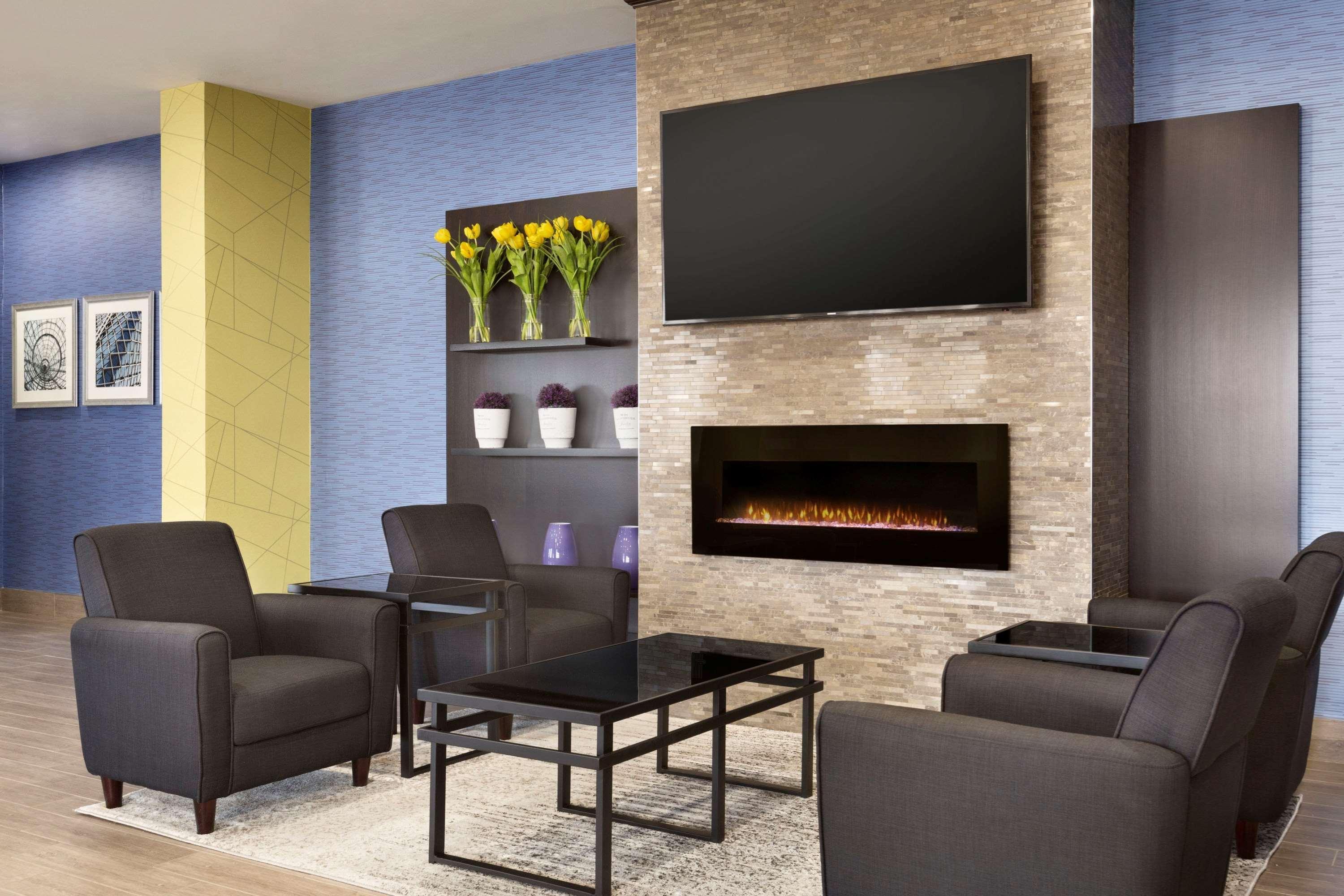 Travelodge By Wyndham Toronto East Esterno foto
