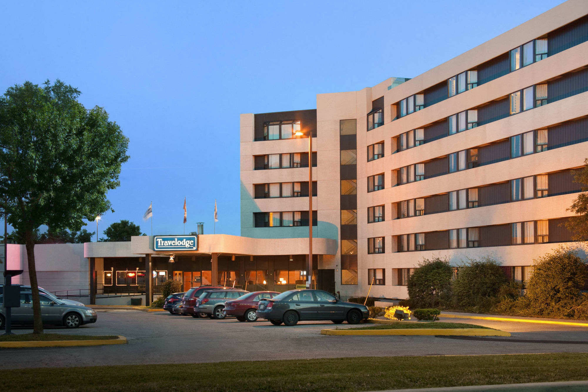Travelodge By Wyndham Toronto East Esterno foto